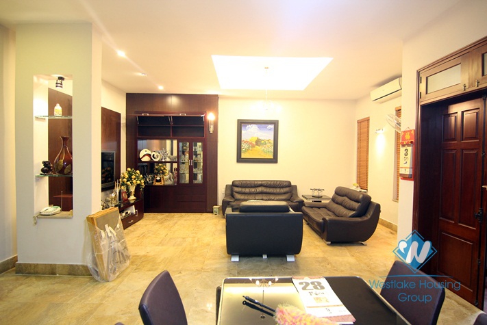 Beautiful furnished house for rent in Ba Dinh, Ha Noi